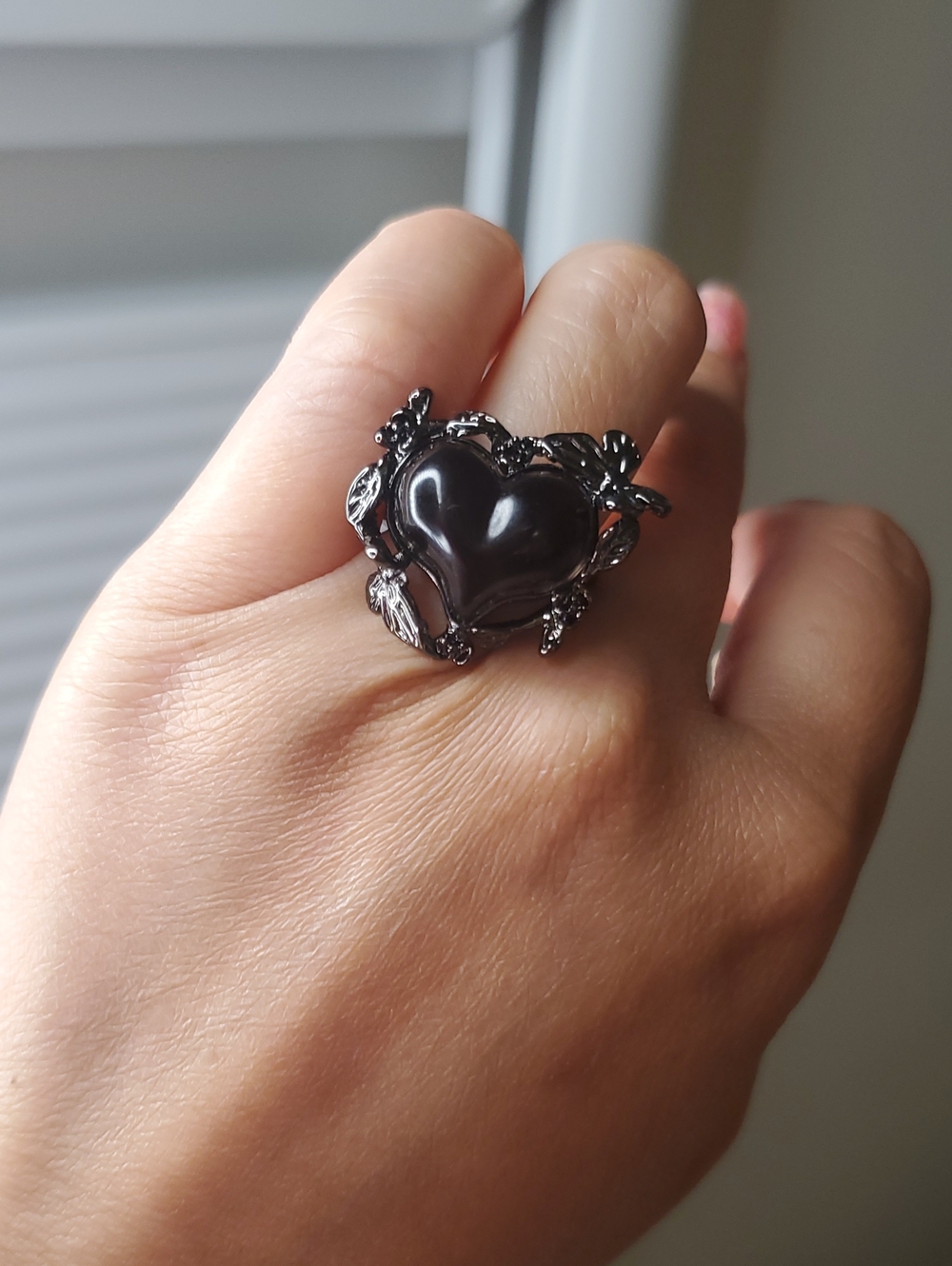 Black Obsidian Heart Filigree Ring - Women Jewelry